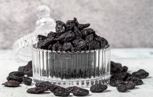 Moisture Retention Challenges in Jumbo Black Raisins